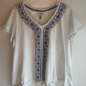 Knox Rose White Tee with Blue and Red Embroidery